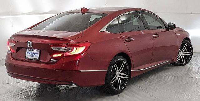 Used 2021 Honda Accord Touring image 3