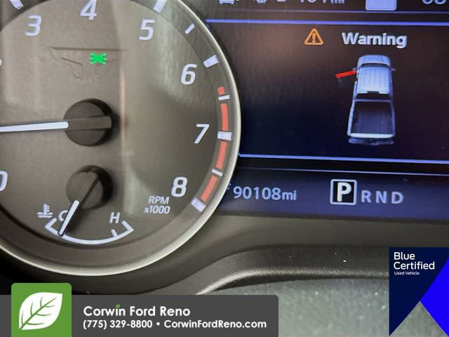 Used 2022 Nissan Titan SV w/ SV Convenience Package image 16