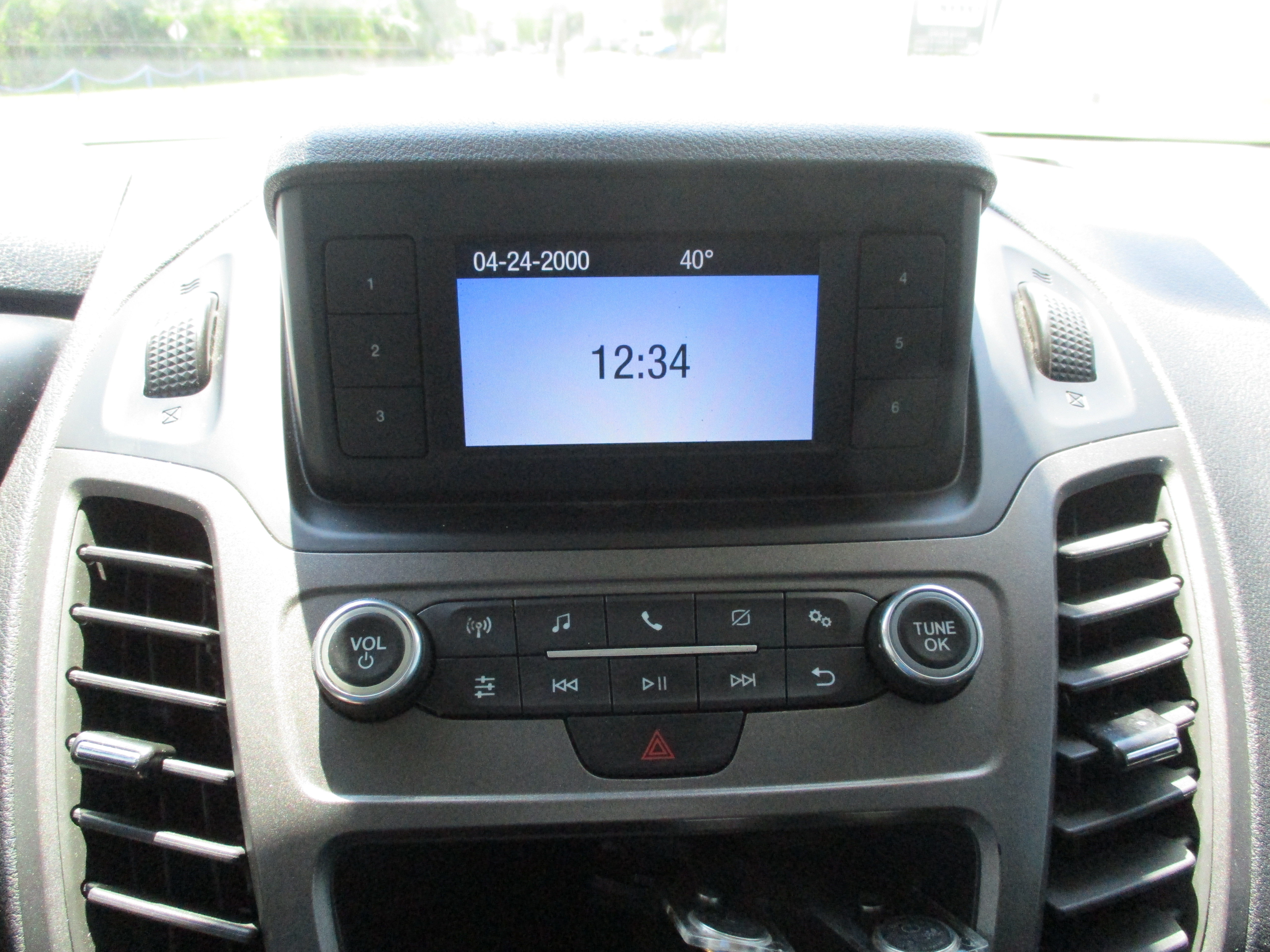 Certified 2023 Ford Transit Connect XL FWD image 17