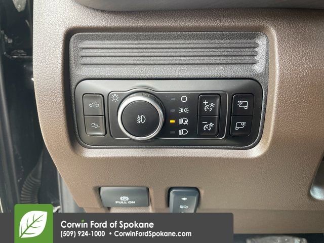 Certified 2025 Ford F450 King Ranch image 31
