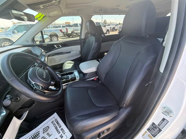 Used 2024 Kia Carnival SX Prestige FWD image 21
