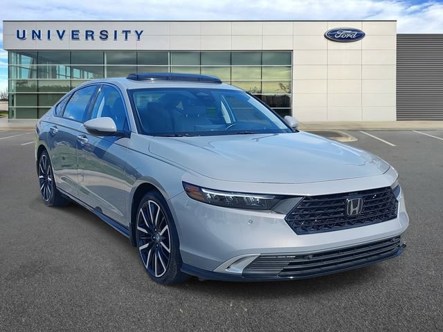 Used 2025 Honda Accord Touring image 7