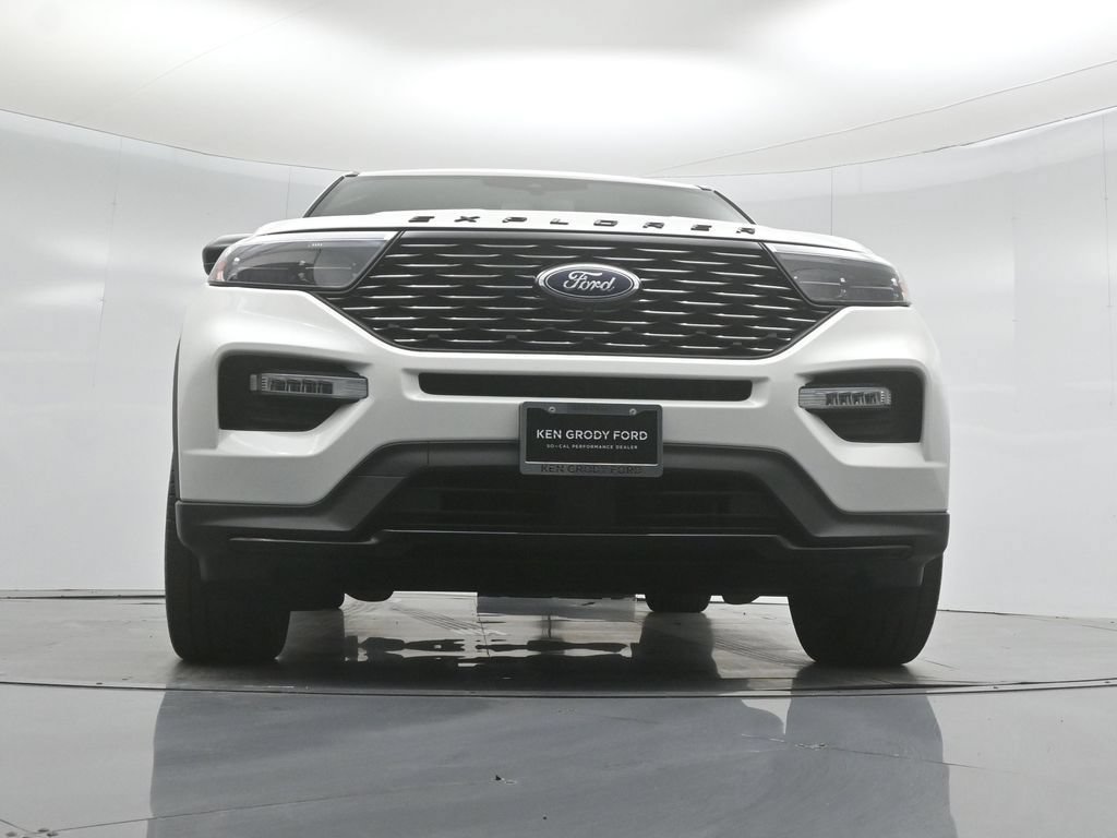 Certified 2023 Ford Explorer ST-Line w/ Class IV Trailer Tow Package RWD image 47