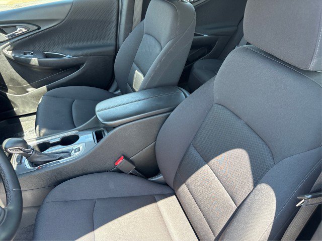 Used 2024 Chevrolet Malibu LT w/ Sport Edition FWD image 9