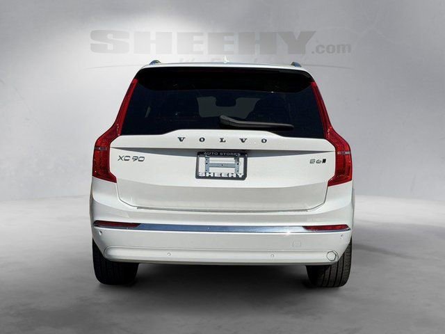 Used 2023 Volvo XC90 B6 Plus w/ Protection Package Premier AWD/4WD image 14