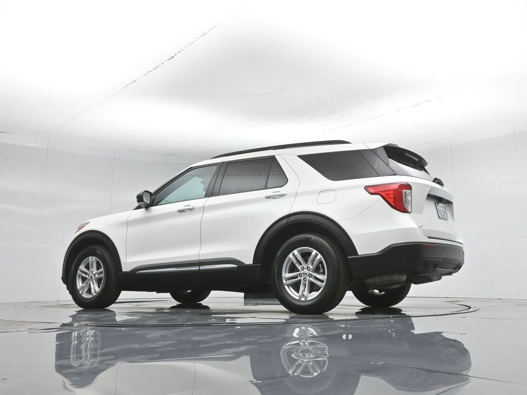 Certified 2023 Ford Explorer XLT RWD image 20