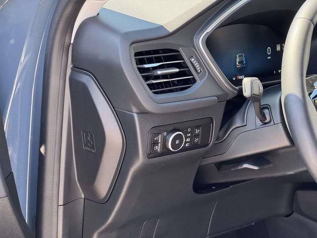 Certified 2023 Ford Escape SE w/ PHEV Premium Package FWD image 31
