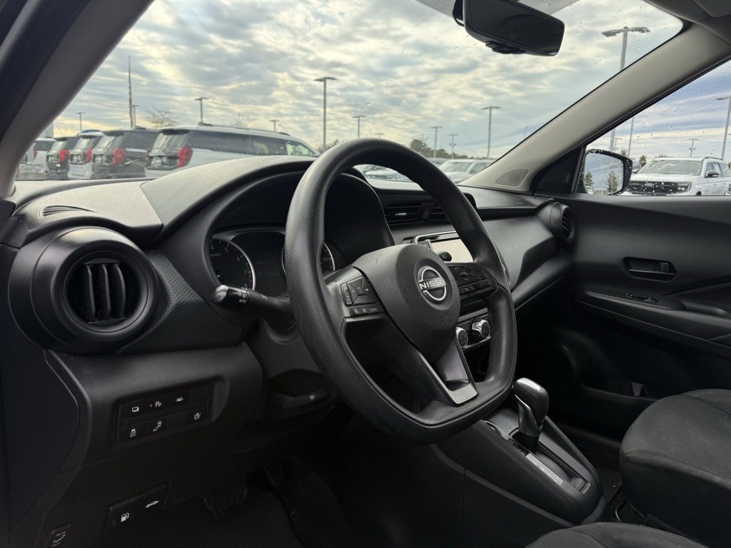 Used 2023 Nissan Kicks S w/ Interior Electronics Package image 10