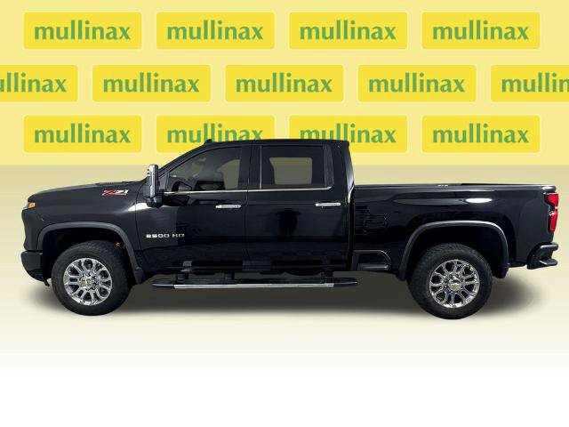 Used 2024 Chevrolet Silverado 2500 LTZ w/ LTZ Plus Package AWD/4WD image 12
