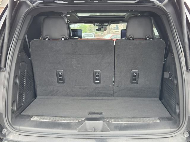 Used 2023 GMC Yukon Denali Ultimate image 14