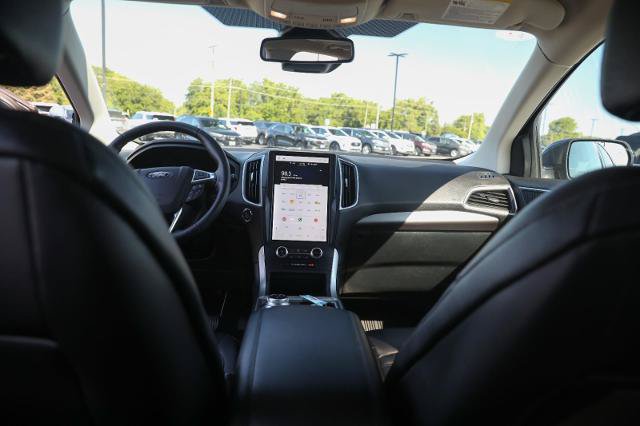 Certified 2024 Ford Edge SEL w/ Convenience Package AWD/4WD image 23