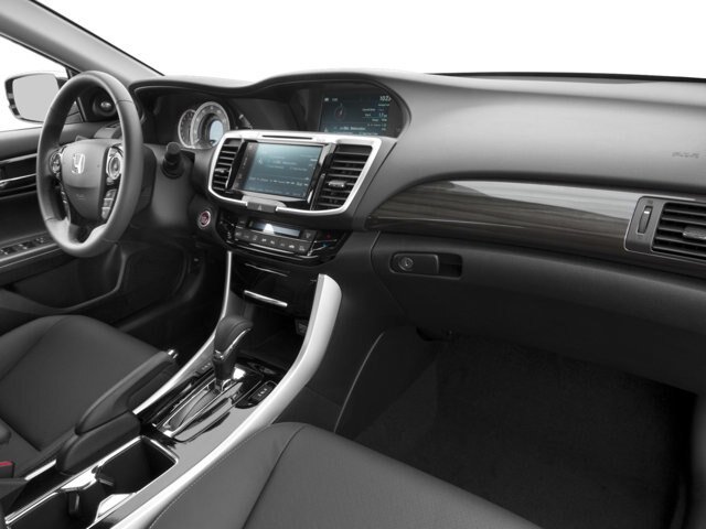 Used 2017 Honda Accord Touring image 10