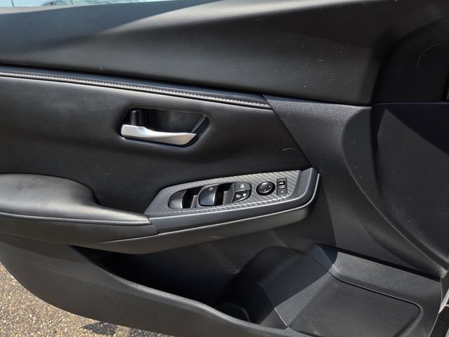 Used 2023 Nissan Sentra SV FWD image 15