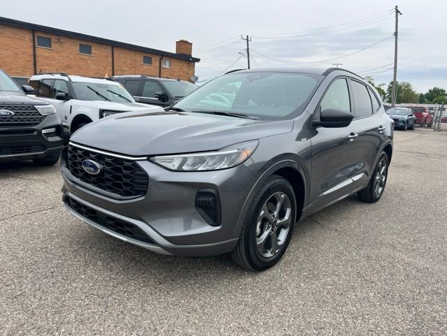 Certified 2024 Ford Escape ST-Line w/ Tech Pack #1 AWD/4WD image 27