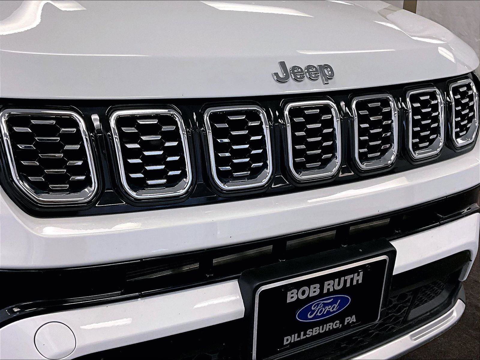 Used 2025 Jeep Compass Limited AWD/4WD image 29