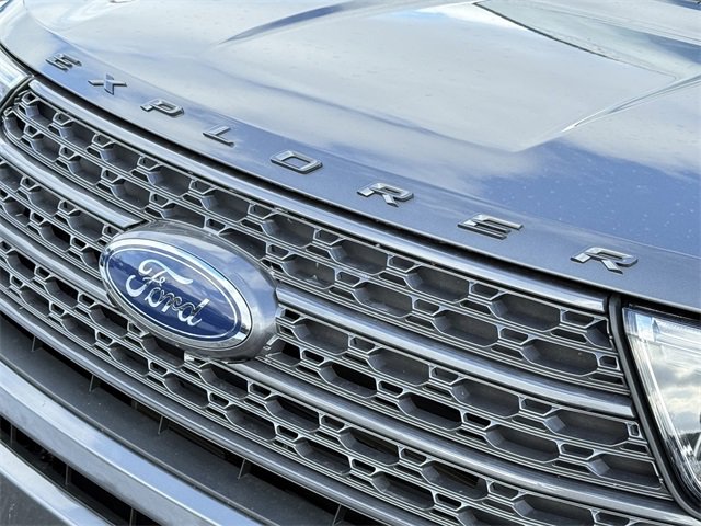 Certified 2021 Ford Explorer XLT w/ Equipment Group 202A image 25