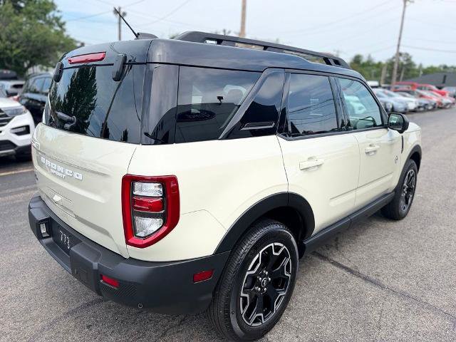 Certified 2025 Ford Bronco Sport Outer Banks w/ Outer Banks Tech Package+ AWD/4WD image 7