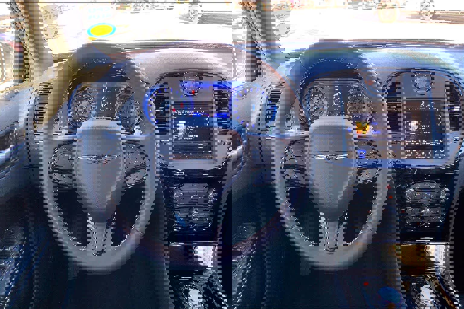 Used 2023 Chrysler 300 S image 5