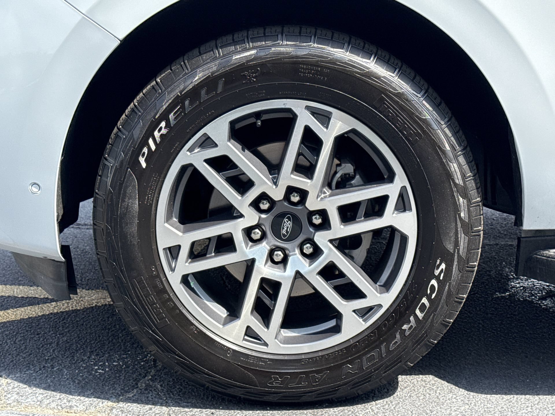 Certified 2025 Ford Expedition Active AWD/4WD image 37