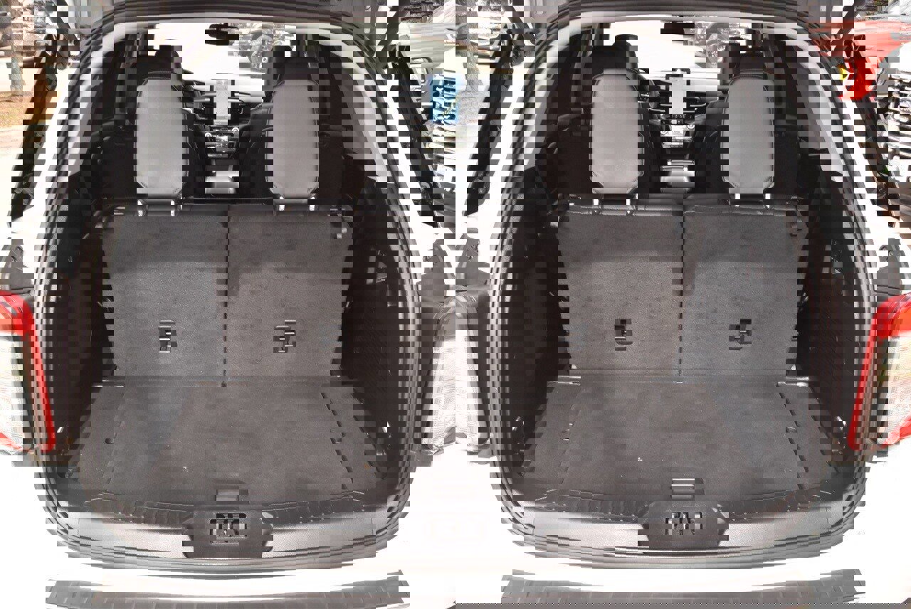 Certified 2023 Ford Explorer Limited w/ Limited Technology Package image 39