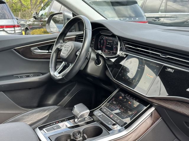 Used 2020 Audi Q8 Premium Plus AWD/4WD image 33