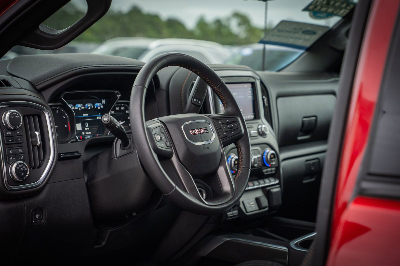 Used 2022 GMC Sierra 2500 AT4 w/ AT4 Premium Plus Package AWD/4WD image 38