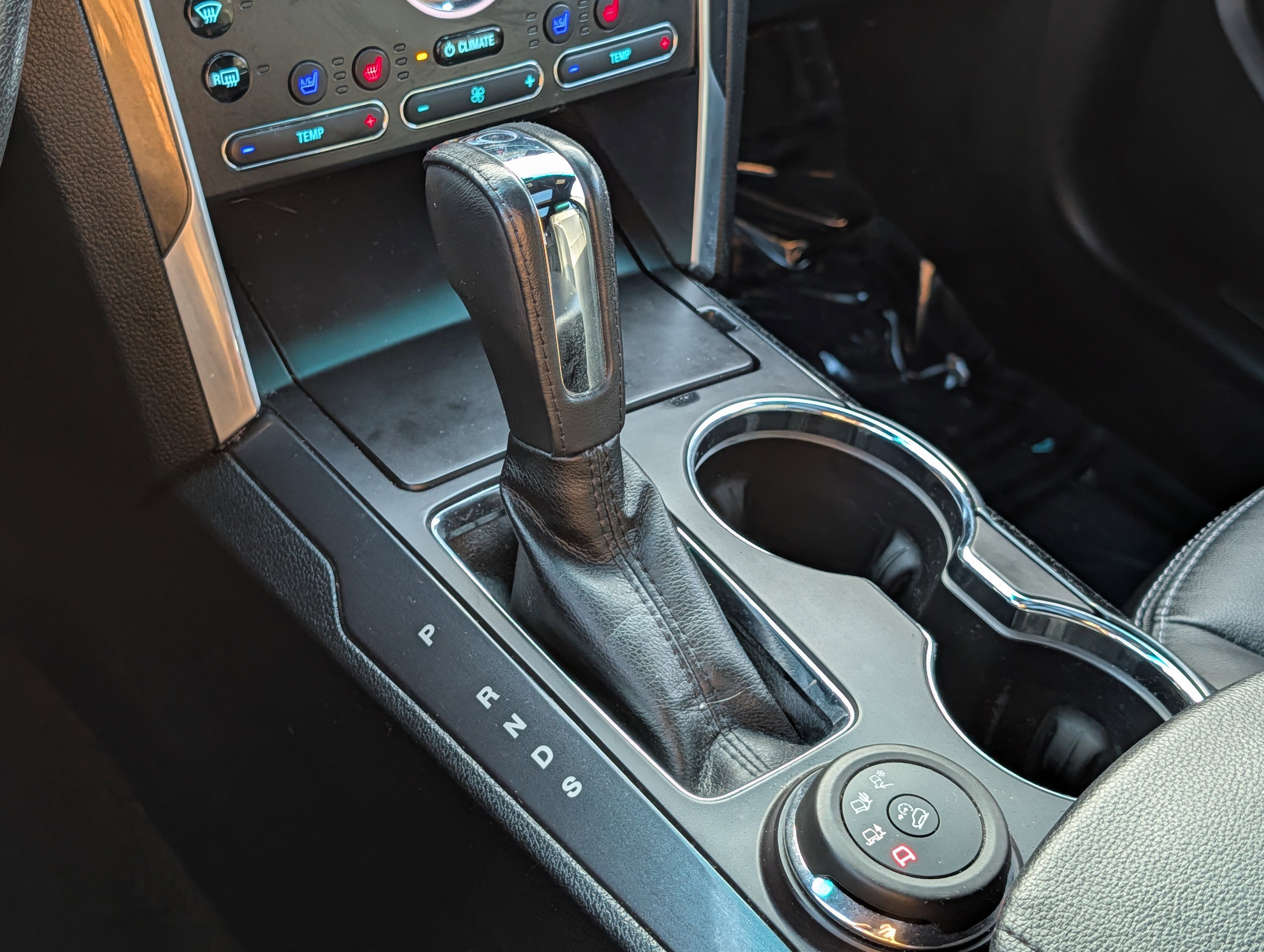 Certified 2017 Ford Explorer Limited w/ Equipment Group 303A image 25