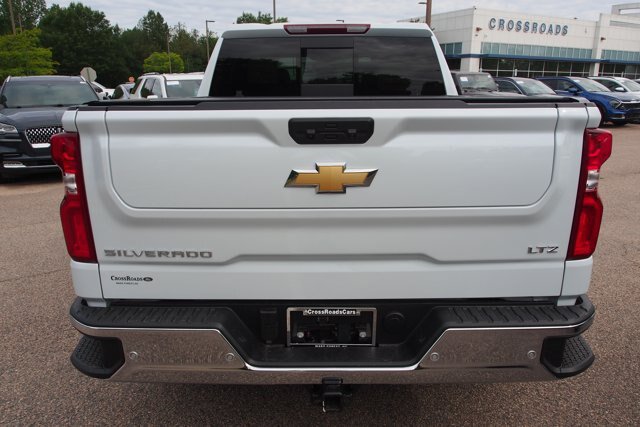 Used 2026 Chevrolet Silverado 1500 LTZ w/ LTZ Premium Package AWD/4WD image 6