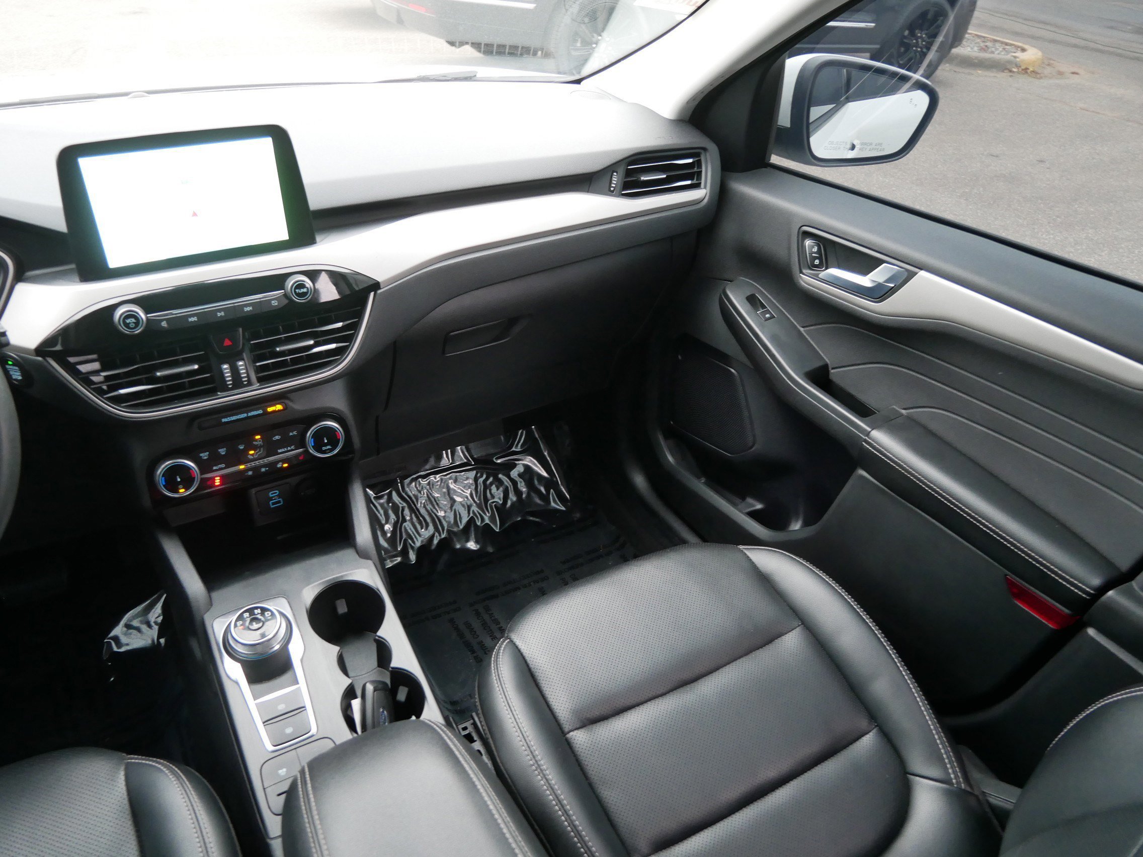 Certified 2022 Ford Escape SEL image 11