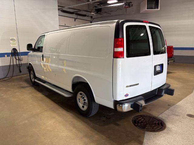 Used 2025 Chevrolet Express 2500 w/ Driver Convenience Package RWD image 8