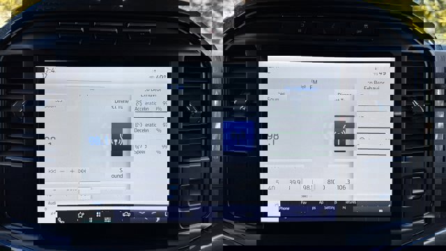 Certified 2022 Ford F150 XLT w/ Equipment Group 302A High image 26