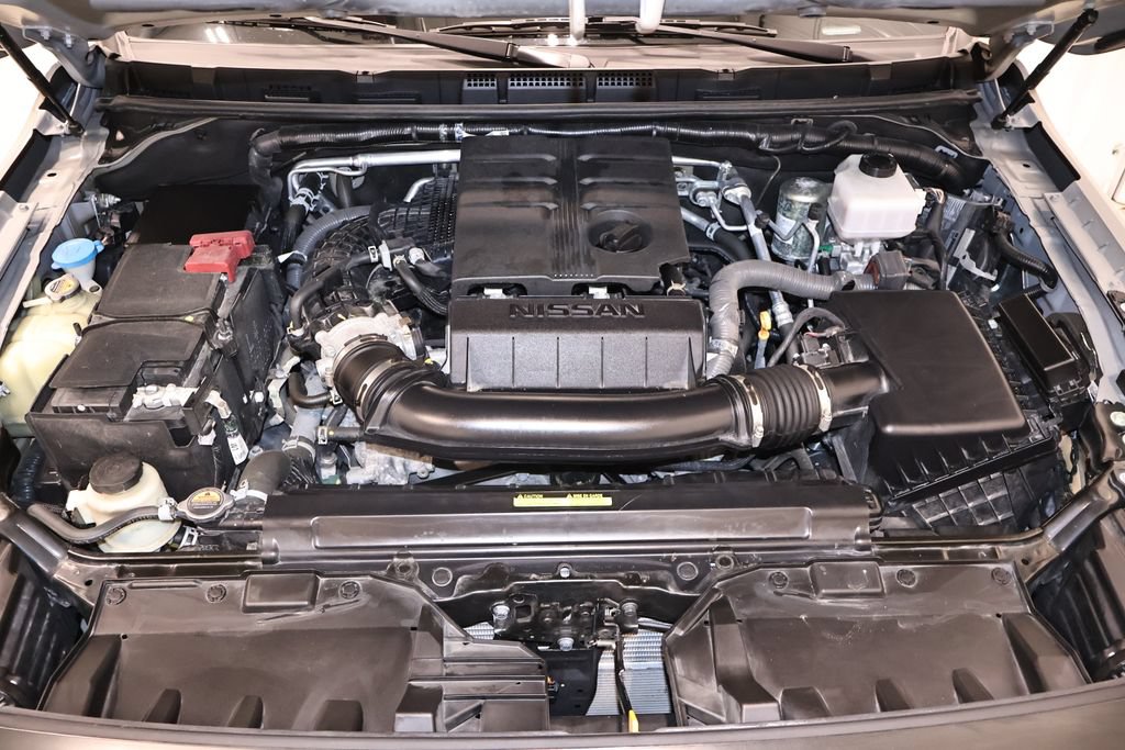 Used 2023 Nissan Frontier PRO-4X w/ Pro-4X Premium Package AWD/4WD image 46