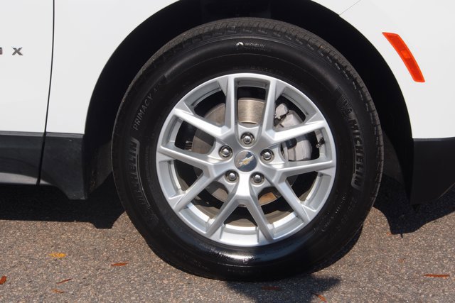 Used 2024 Chevrolet Equinox LT image 9