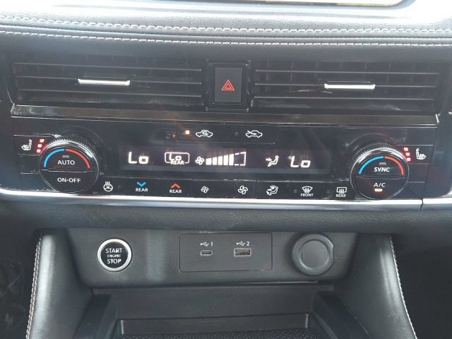 Used 2021 Nissan Rogue SL FWD image 30