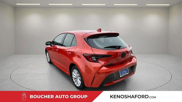 Used 2025 Toyota Corolla SE w/ SE Package FWD image 7