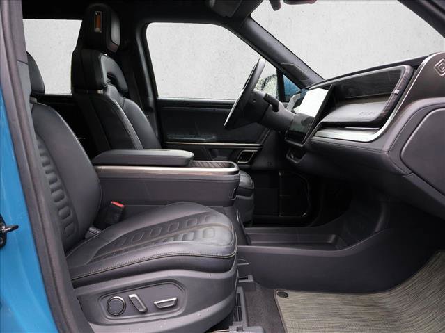 Used 2023 Rivian R1S Adventure AWD/4WD image 23