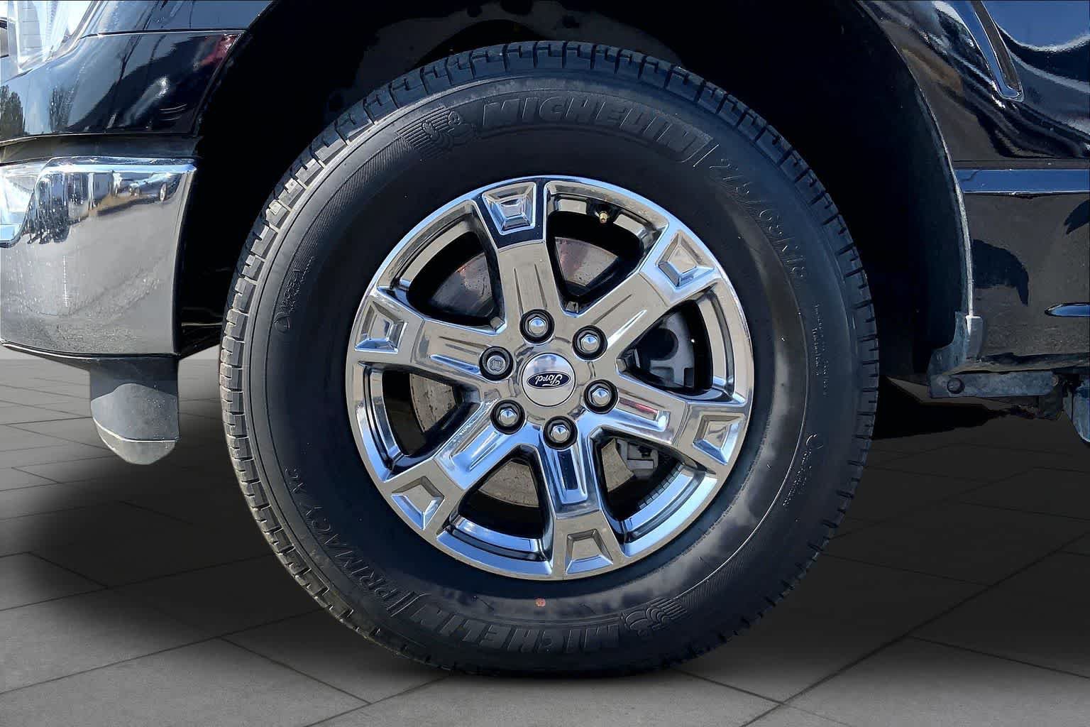 Certified 2022 Ford F150 XLT w/ XTR Package AWD/4WD image 15