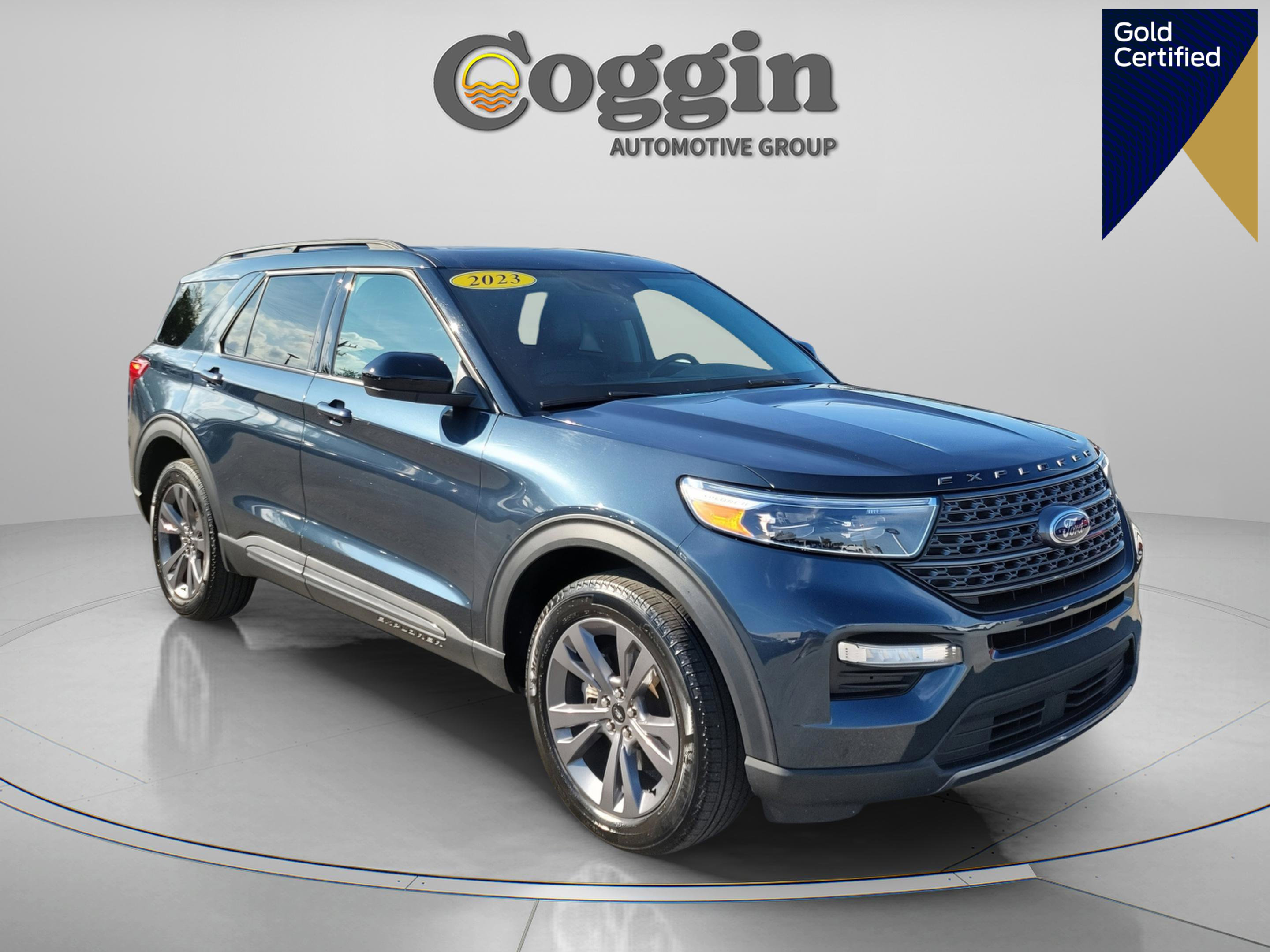 Certified 2023 Ford Explorer XLT w/ Equipment Group 202A