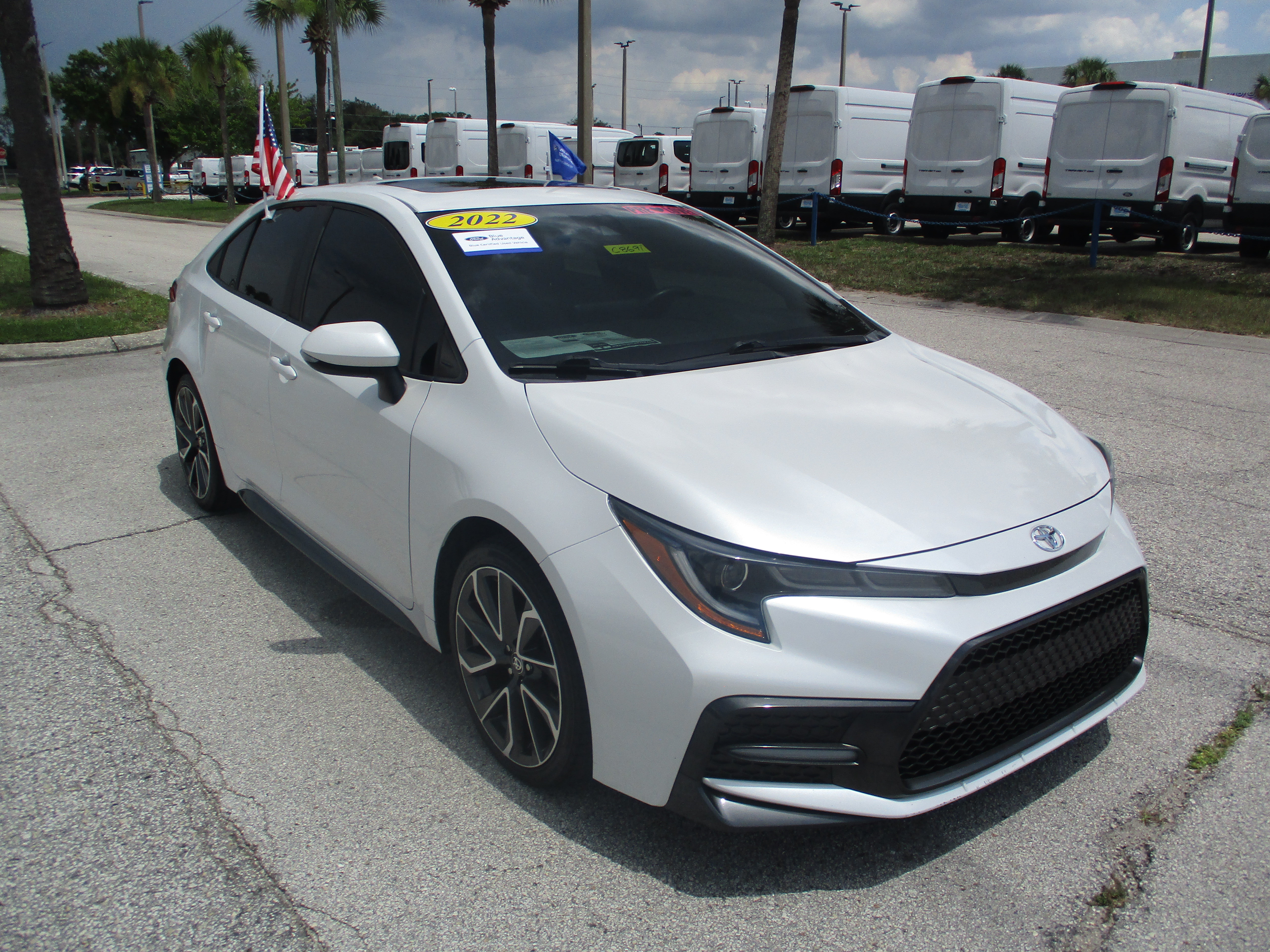 Used 2022 Toyota Corolla SE w/ SE Premium Package