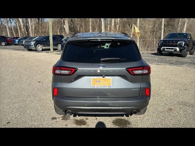 Certified 2024 Ford Escape ST-Line w/ Tech Pack #1 AWD/4WD image 27