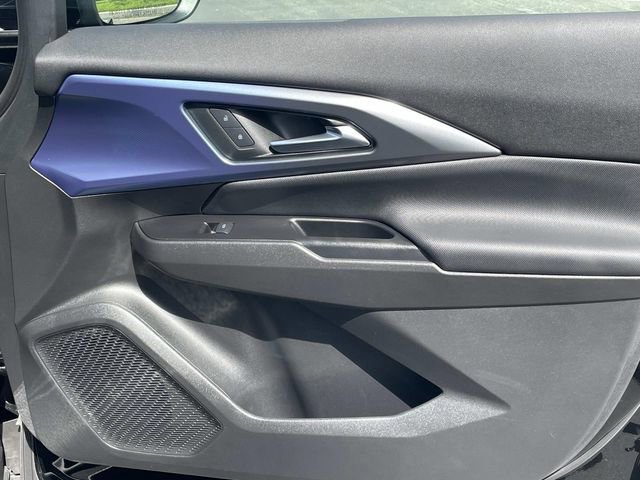 Used 2025 Chevrolet Equinox EV LT w/ Convenience Package image 36