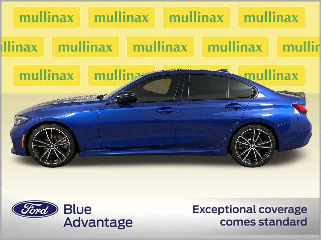 Used 2022 BMW 330i Sedan w/ M Sport Package image 2