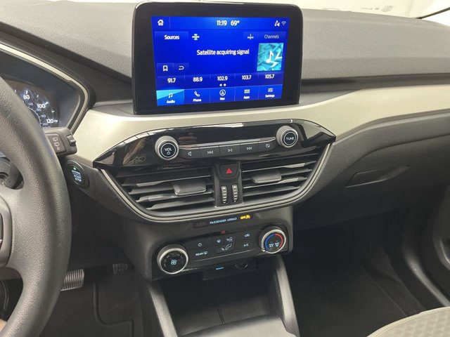 Certified 2021 Ford Escape SE AWD/4WD image 17