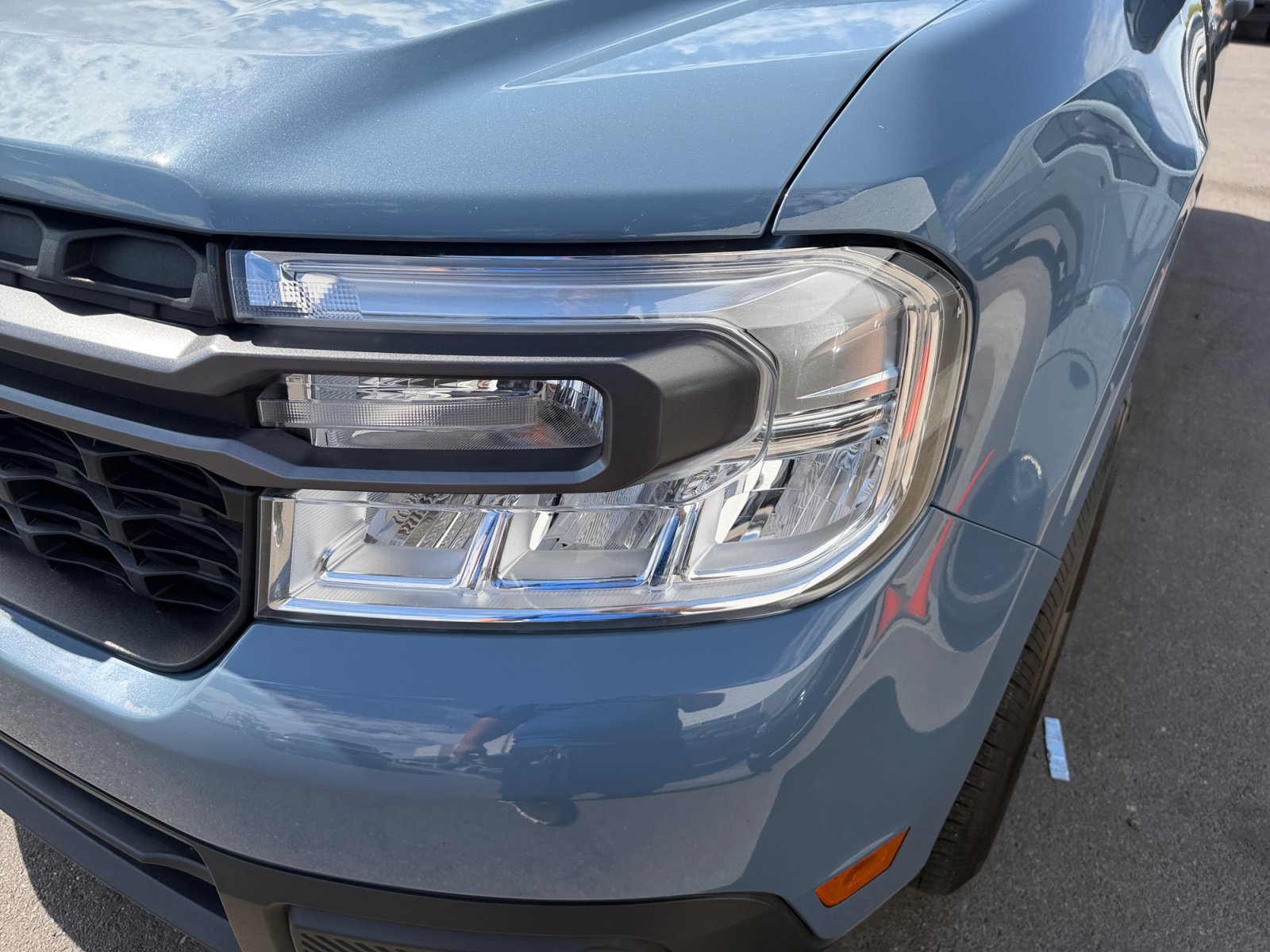 Certified 2024 Ford Maverick XLT w/ XLT Luxury Package FWD image 9