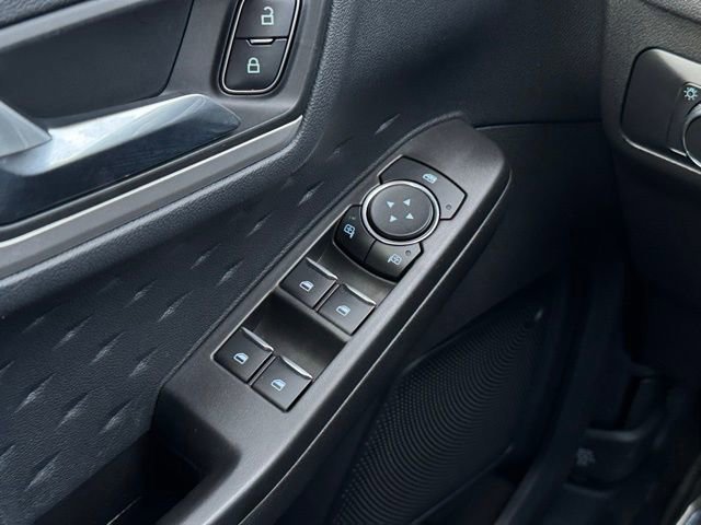 Certified 2020 Ford Escape SE image 37