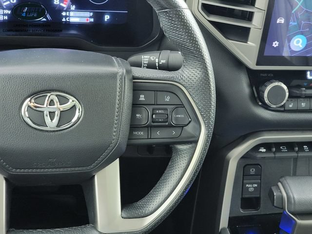 Used 2025 Toyota Tundra Limited AWD/4WD image 27