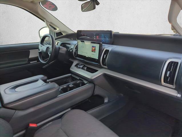 Certified 2025 Ford Expedition Active RWD image 26