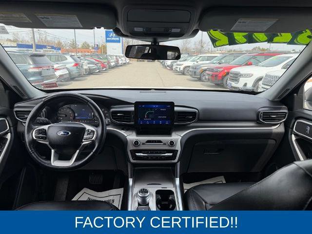 Certified 2022 Ford Explorer XLT w/ Equipment Group 202A image 7