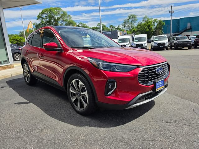 Certified 2023 Ford Escape Platinum AWD/4WD image 11
