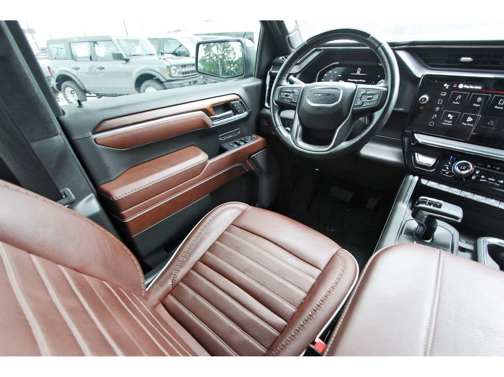 Used 2023 GMC Sierra 1500 Denali Ultimate AWD/4WD image 11